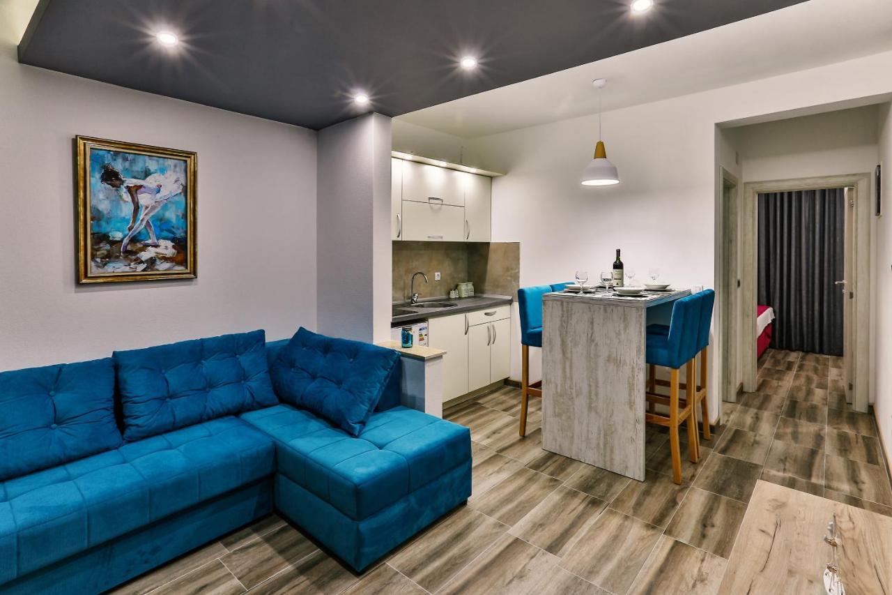 De Lux Apartments Luka Bar Exteriör bild